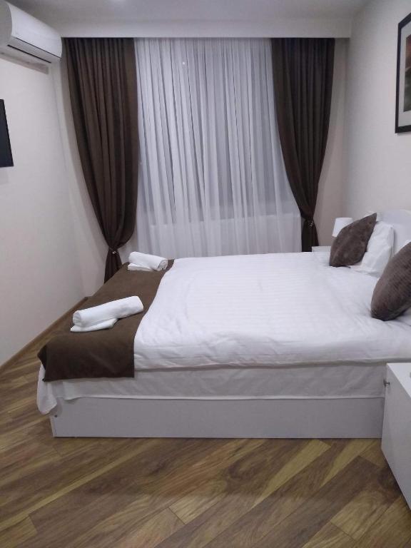 Luxury Apartment At Pirosmani 22 In Central Borjomi Δωμάτιο φωτογραφία